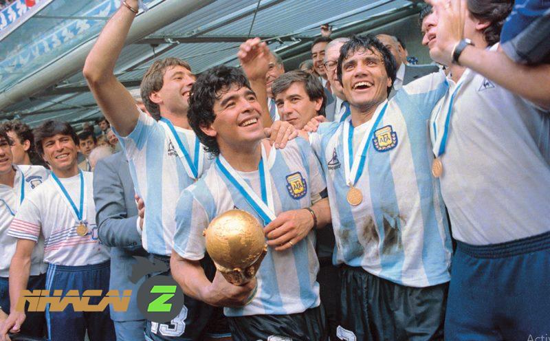 Maradona đưa Argentina vô địch lần hai